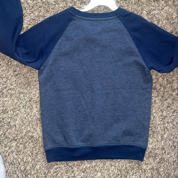 Boys Large sweatshirt - Picture 3 of 4